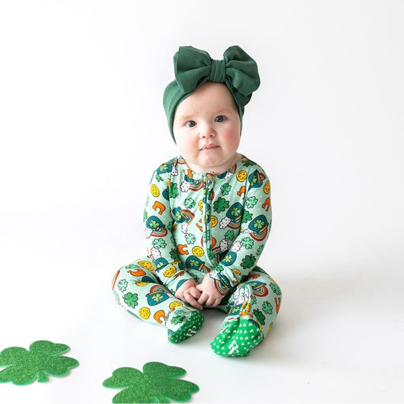 •NEW•Posh Peanut “Posh Patrick’s Day” Footie - Picture 7 of 9